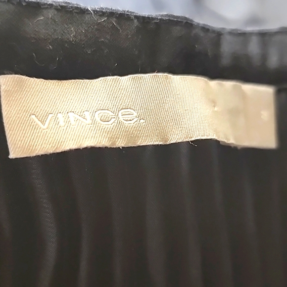Vince Black Pleated Top Size M - Picture 7 of 11